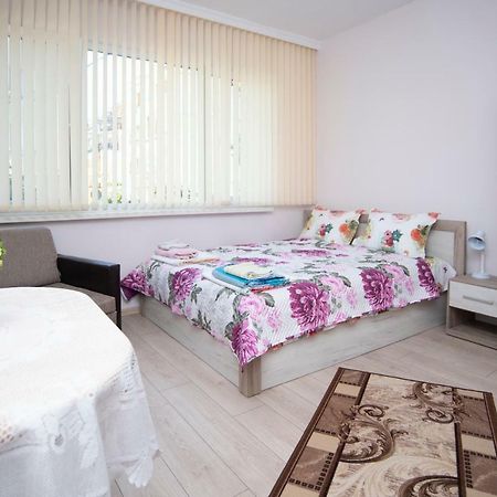 Appartement Lynn'S Oasis-Ocean Touch In Core Downtown à Burgas Extérieur photo